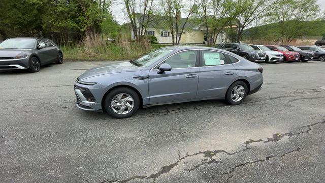 new 2025 Hyundai Sonata car, priced at $26,328