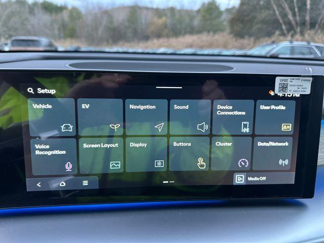 new 2026 Hyundai IONIQ 9 car, priced at $64,217