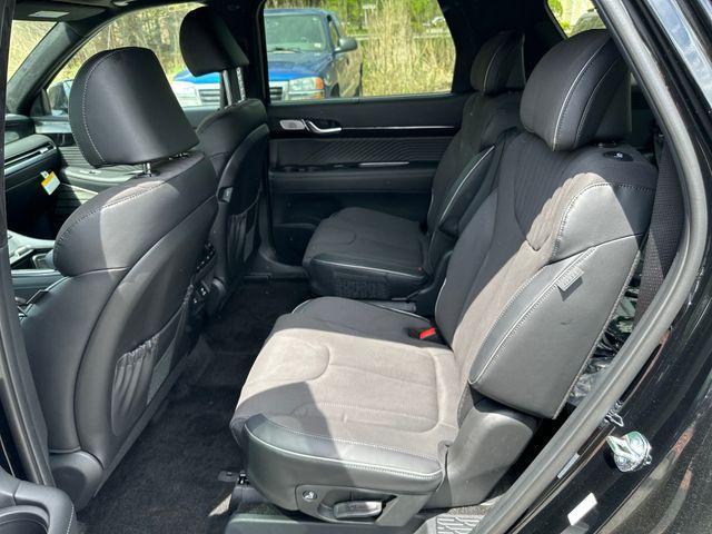 new 2025 Hyundai Palisade car, priced at $51,736