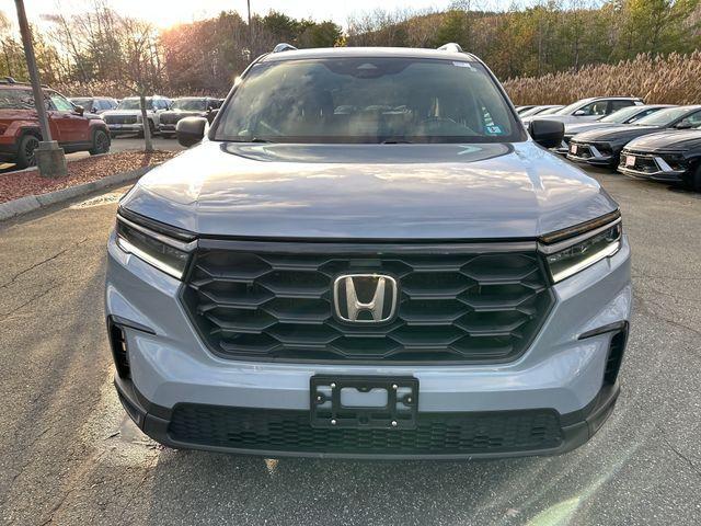used 2023 Honda Pilot car, priced at $28,985