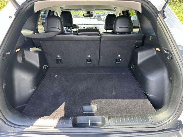 used 2023 Jeep Cherokee car, priced at $23,788