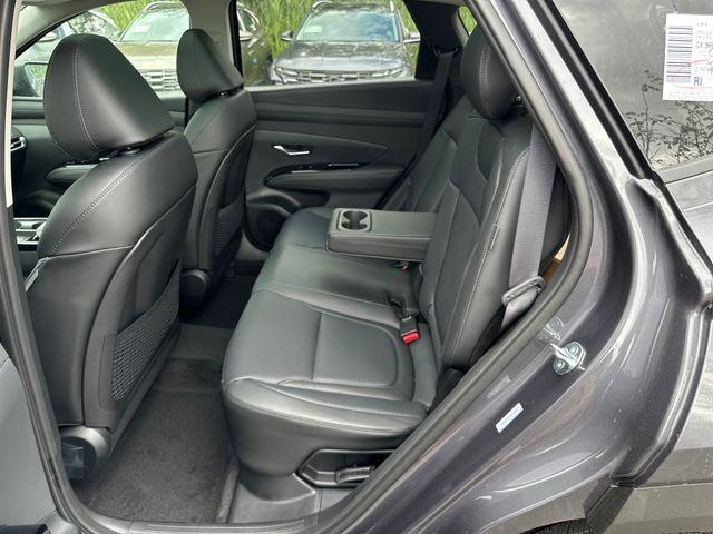 new 2025 Hyundai TUCSON Hybrid car, priced at $37,935