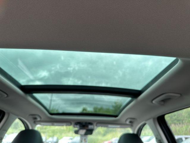 new 2025 Hyundai TUCSON Hybrid car, priced at $37,935