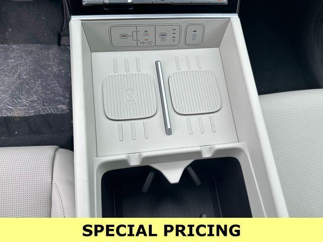 new 2024 Hyundai Santa Fe car, priced at $41,601
