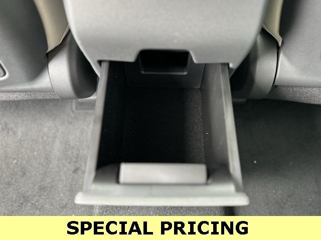 new 2024 Hyundai Santa Fe car, priced at $42,998