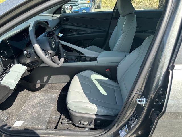 new 2025 Hyundai ELANTRA HEV car, priced at $27,426