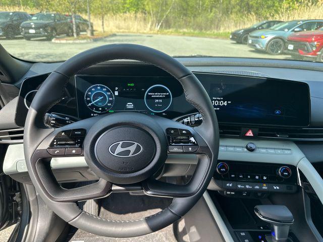 new 2025 Hyundai ELANTRA HEV car, priced at $27,426