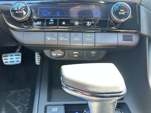 new 2025 Hyundai Elantra car, priced at $22,143