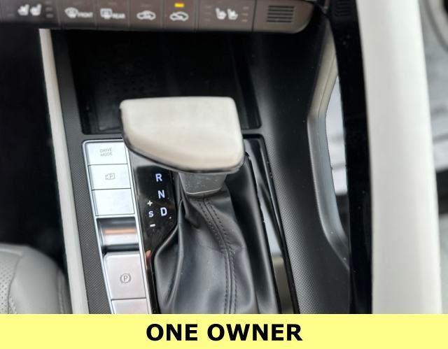 used 2022 Hyundai ELANTRA HEV car, priced at $19,998