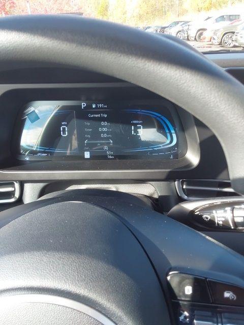 new 2025 Hyundai Elantra car, priced at $21,326