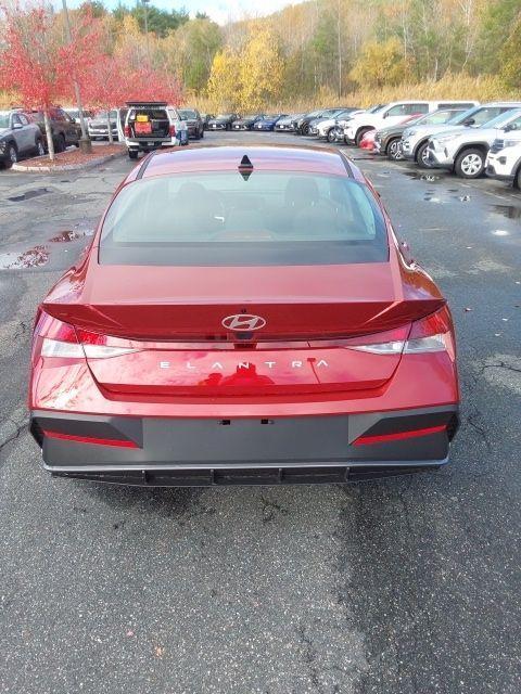 new 2025 Hyundai Elantra car, priced at $21,326