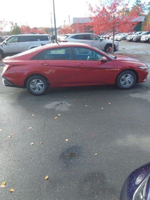 new 2025 Hyundai Elantra car, priced at $21,326