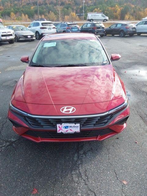 new 2025 Hyundai Elantra car, priced at $21,326
