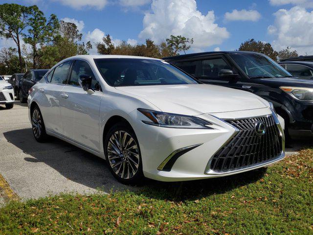 used 2024 Lexus ES 300h car, priced at $52,639