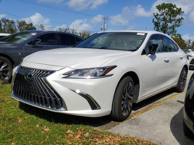 used 2024 Lexus ES 300h car, priced at $52,639