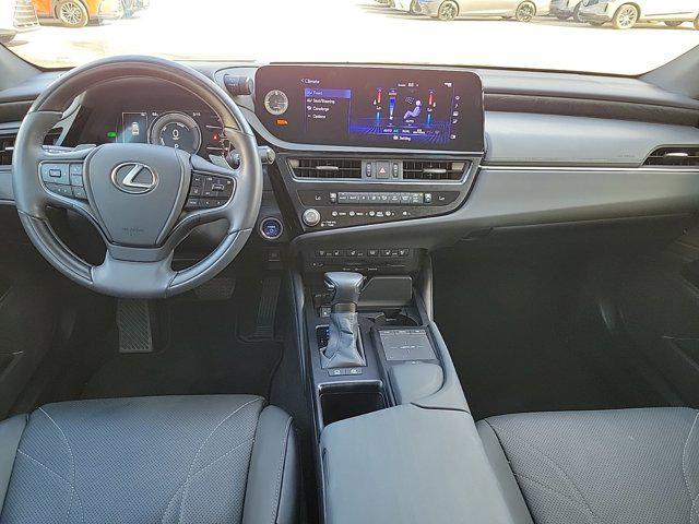 used 2022 Lexus ES 300h car, priced at $42,997