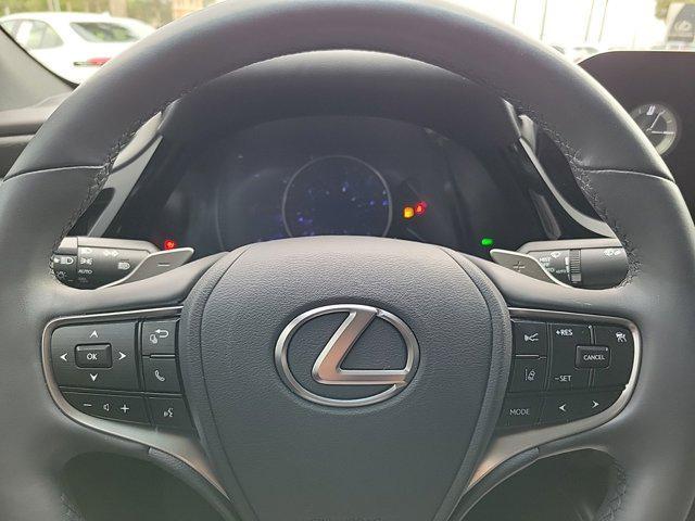 used 2022 Lexus ES 350 car, priced at $36,892