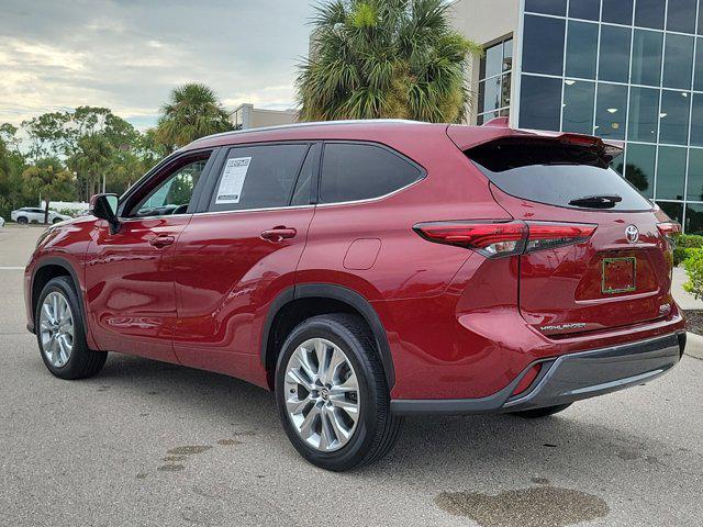 used 2021 Toyota Highlander car, priced at $37,412