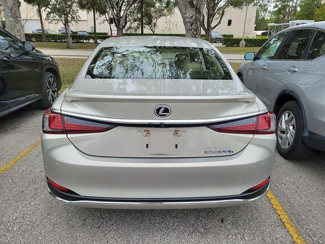 used 2019 Lexus ES 300h car, priced at $28,995