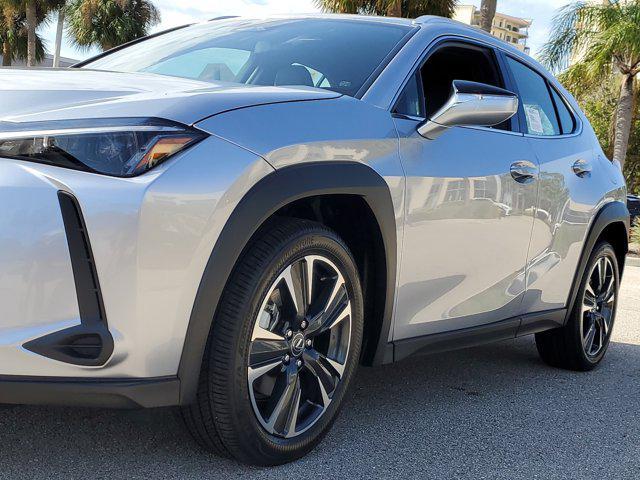 new 2025 Lexus UX 300h car, priced at $39,925