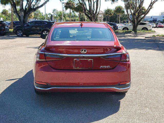 new 2025 Lexus ES 300h car, priced at $50,204