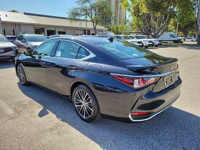 new 2025 Lexus ES 300h car, priced at $50,779