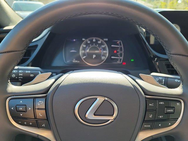 used 2024 Lexus ES 350 car, priced at $42,994