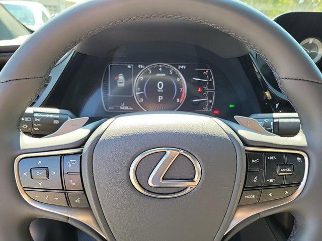 used 2022 Lexus ES 350 car, priced at $37,423