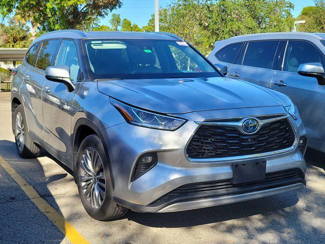 used 2021 Toyota Highlander Hybrid car, priced at $41,890