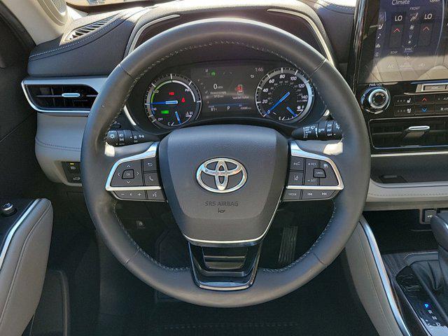 used 2021 Toyota Highlander Hybrid car, priced at $39,659