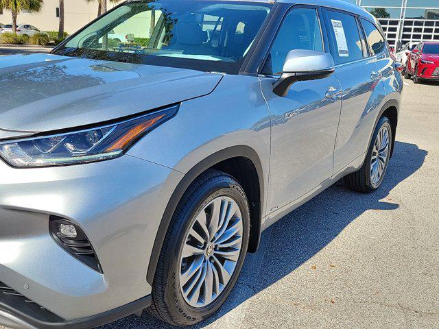 used 2021 Toyota Highlander Hybrid car, priced at $39,659