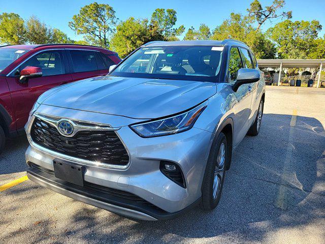 used 2021 Toyota Highlander Hybrid car, priced at $41,890