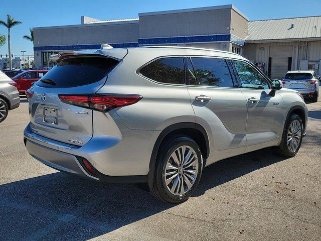 used 2021 Toyota Highlander Hybrid car, priced at $39,659