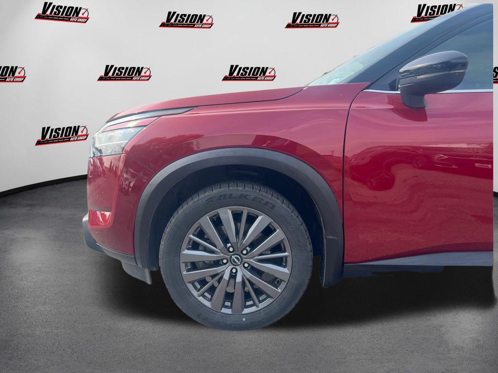 used 2024 Nissan Pathfinder car, priced at $34,990