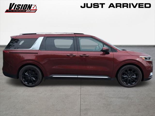 used 2022 Kia Carnival car, priced at $36,930