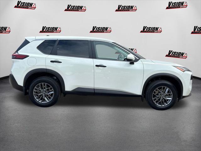 used 2022 Nissan Rogue car, priced at $23,924