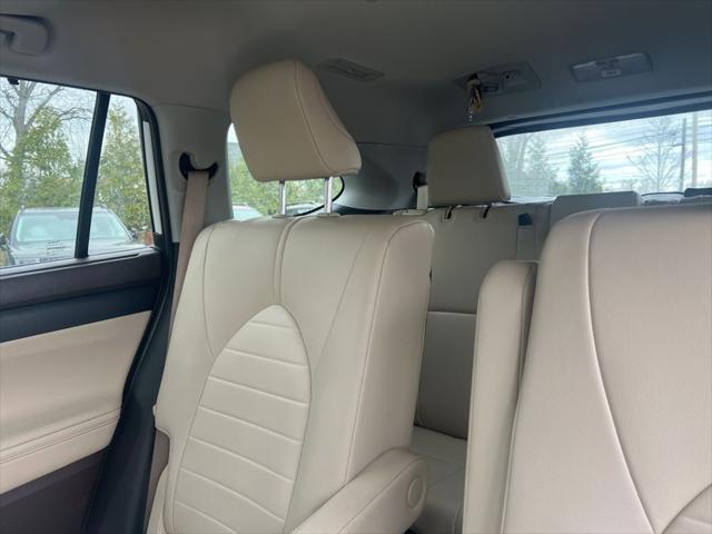 used 2020 Toyota Highlander car