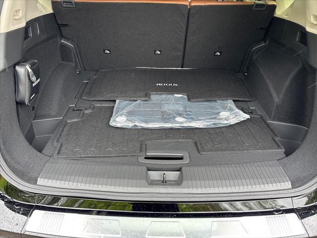 used 2025 Nissan Rogue car, priced at $39,900