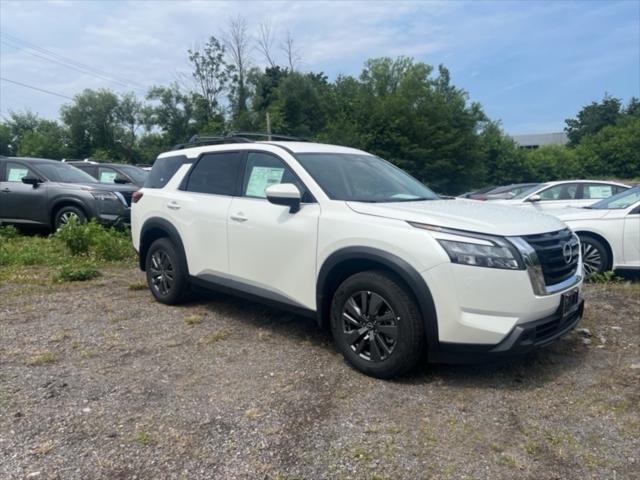 new 2024 Nissan Pathfinder car, priced at $45,750