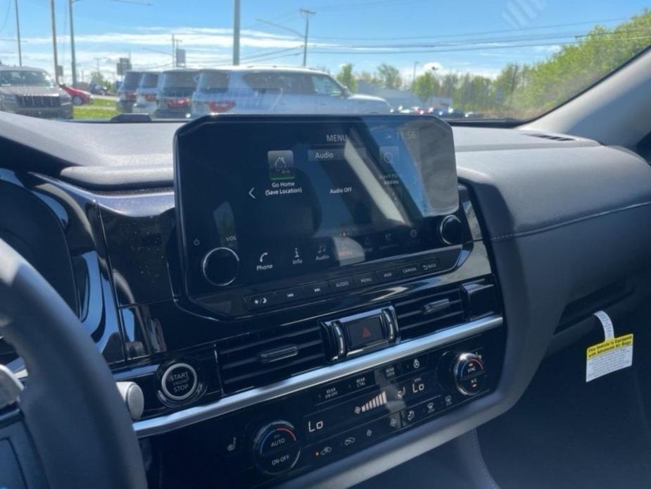 new 2024 Nissan Pathfinder car, priced at $45,750