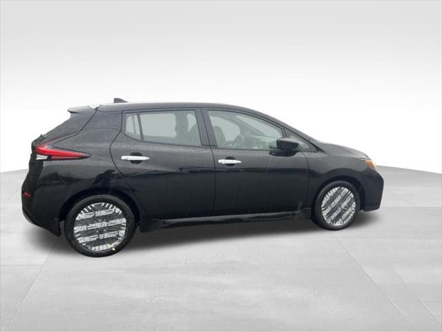 new 2024 Nissan Leaf car, priced at $35,870