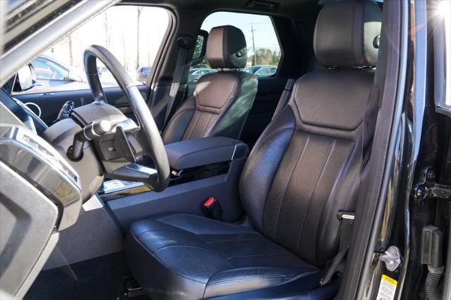 used 2019 Land Rover Discovery car, priced at $28,700