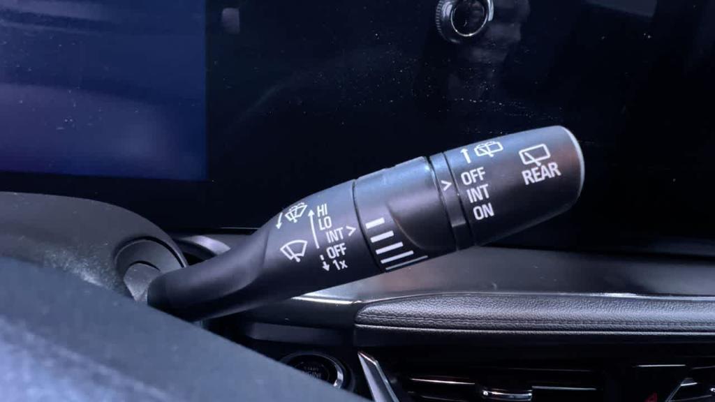 used 2024 Buick Encore GX car, priced at $25,995