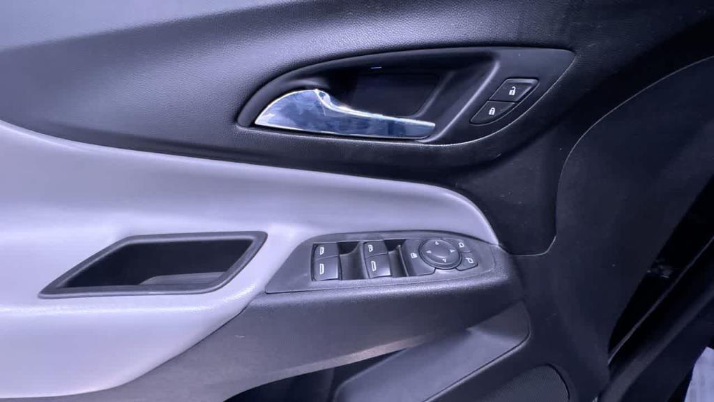 used 2020 Chevrolet Equinox car, priced at $15,995