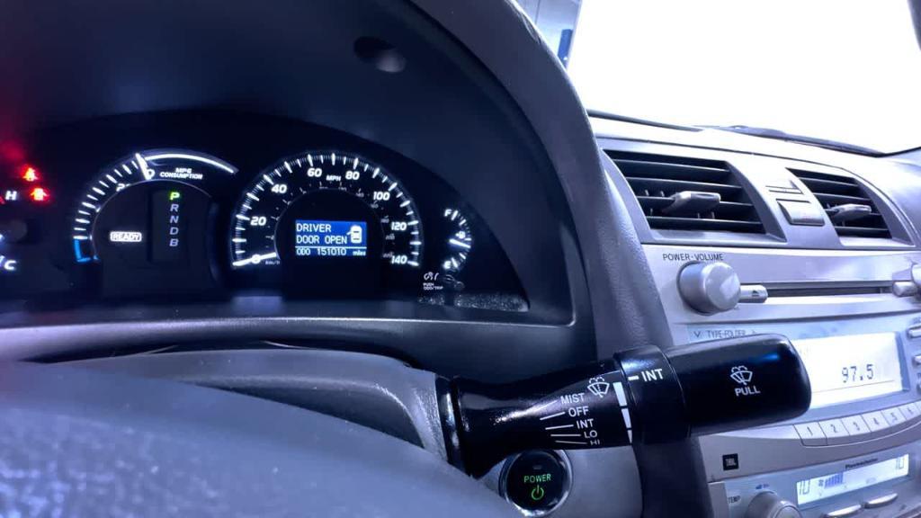 used 2009 Toyota Camry Hybrid car, priced at $8,900
