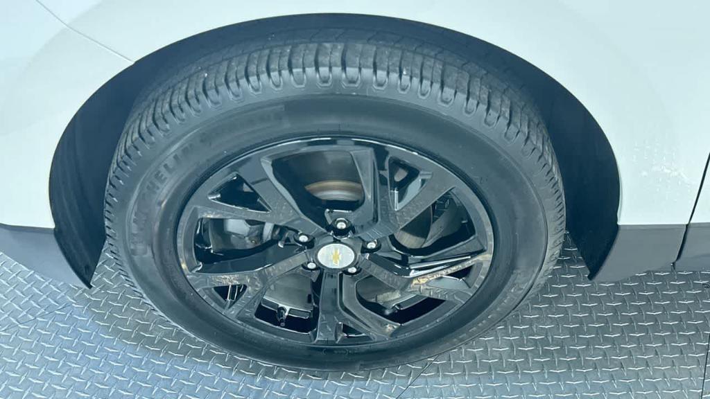 used 2020 Chevrolet Equinox car, priced at $19,895