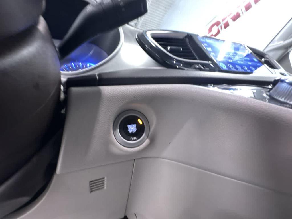 used 2017 Chrysler Pacifica car, priced at $9,871