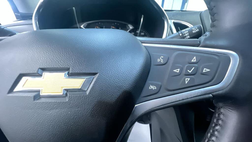 used 2022 Chevrolet Equinox car, priced at $22,765