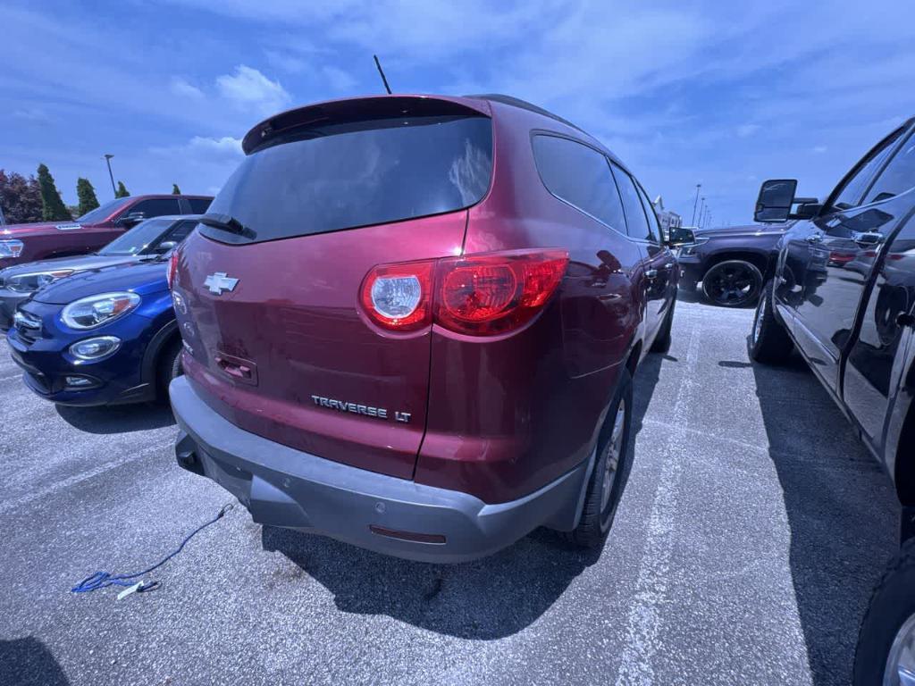 used 2010 Chevrolet Traverse car, priced at $5,915