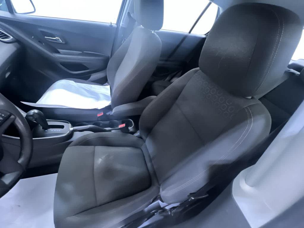 used 2022 Chevrolet Trax car, priced at $19,119